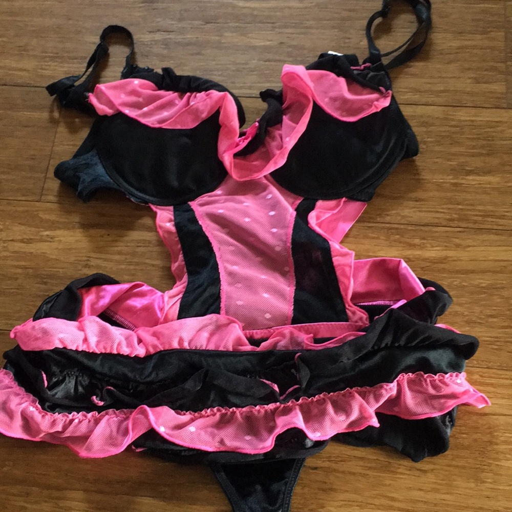 Size 34/c lingere